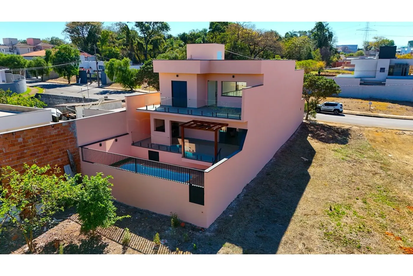 MMTFR 245 690591033-96 - REMAX Máxima Exclusividades