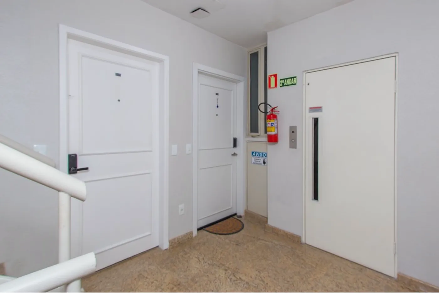 PDJW 687 Apto 610101018-18 - REMAX Tri Exclusividades
