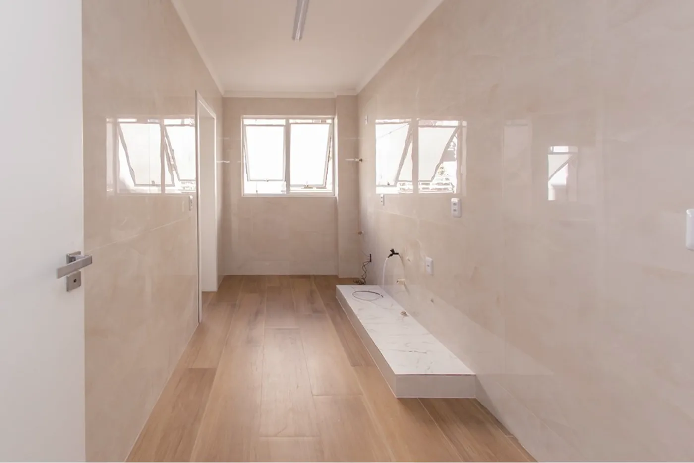 PDJW 687 Apto 610101018-18 - REMAX Tri Exclusividades
