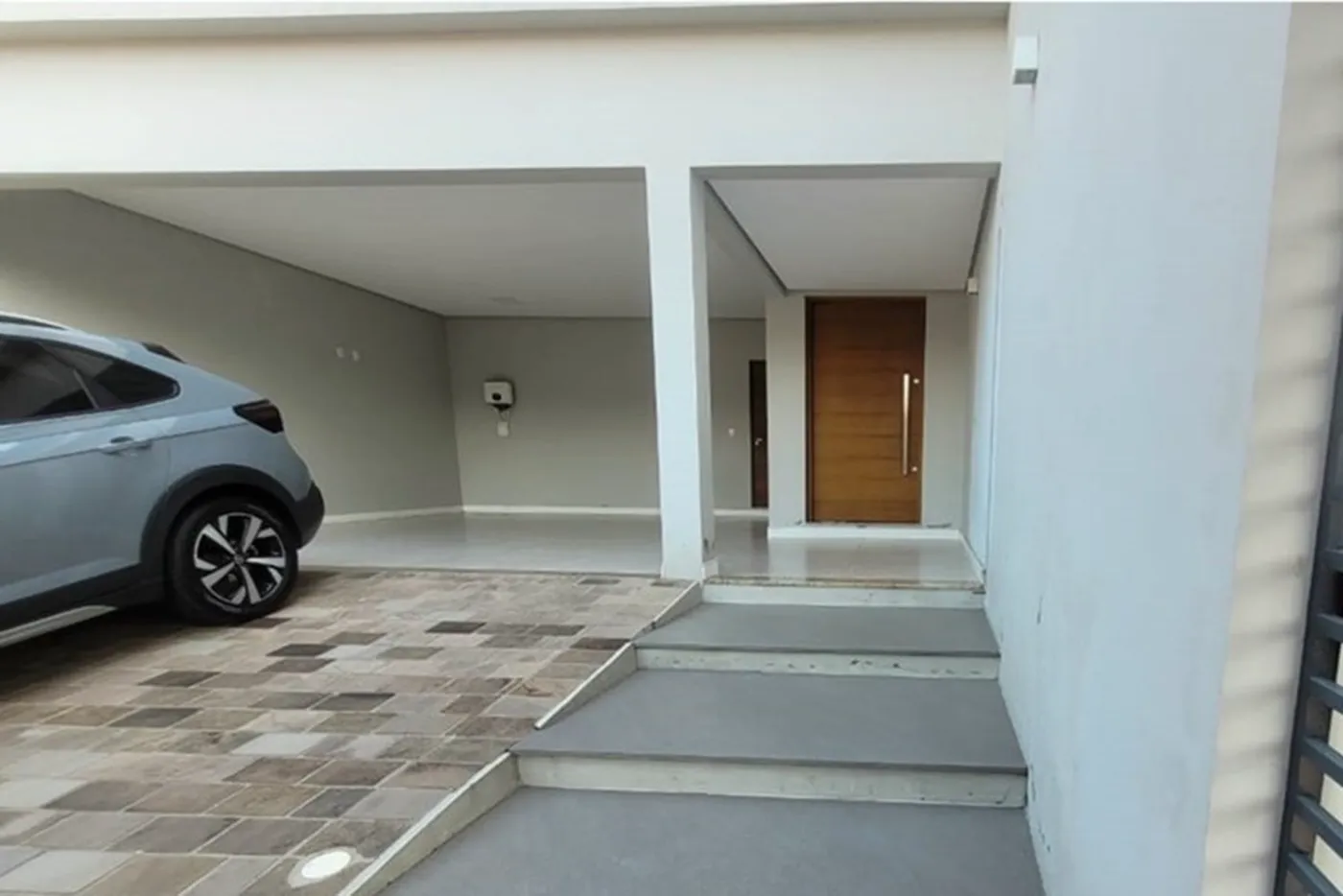 CAE 77 612511062-1 - REMAX Moderna Exclusividades