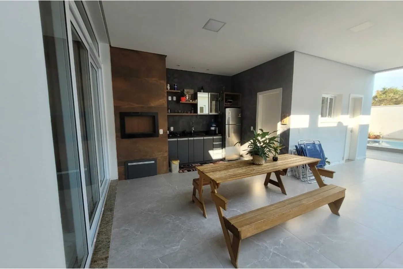 CAE 77 612511062-1 - REMAX Moderna Exclusividades