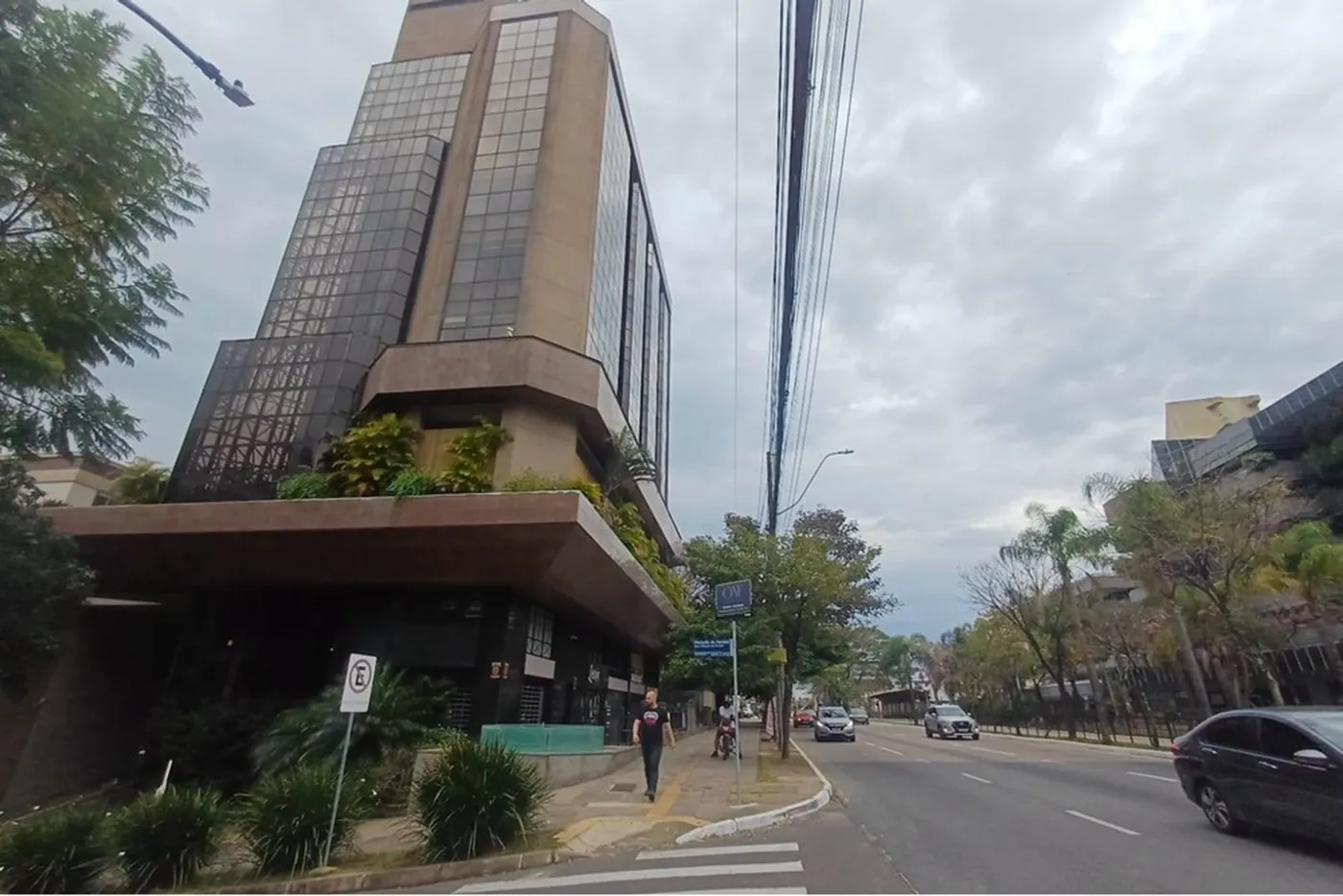 MDVMDP 1710 Sala 612541029-10 - REMAX Street Exclusividades