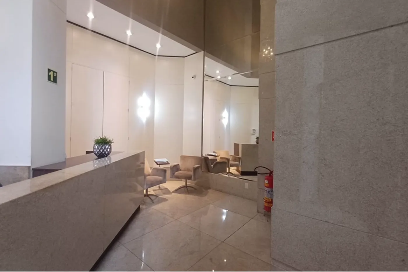 MDVMDP 1710 Sala 612541029-10 - REMAX Street Exclusividades