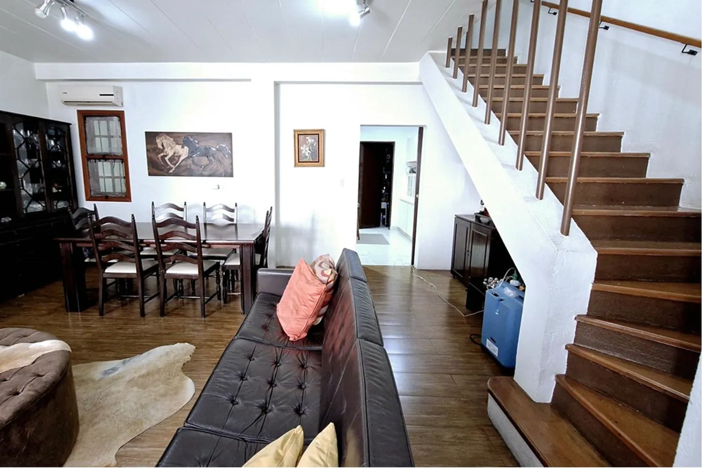 BMLG 200 Casa 601361052-93 - REMAX Trio Exclusividades