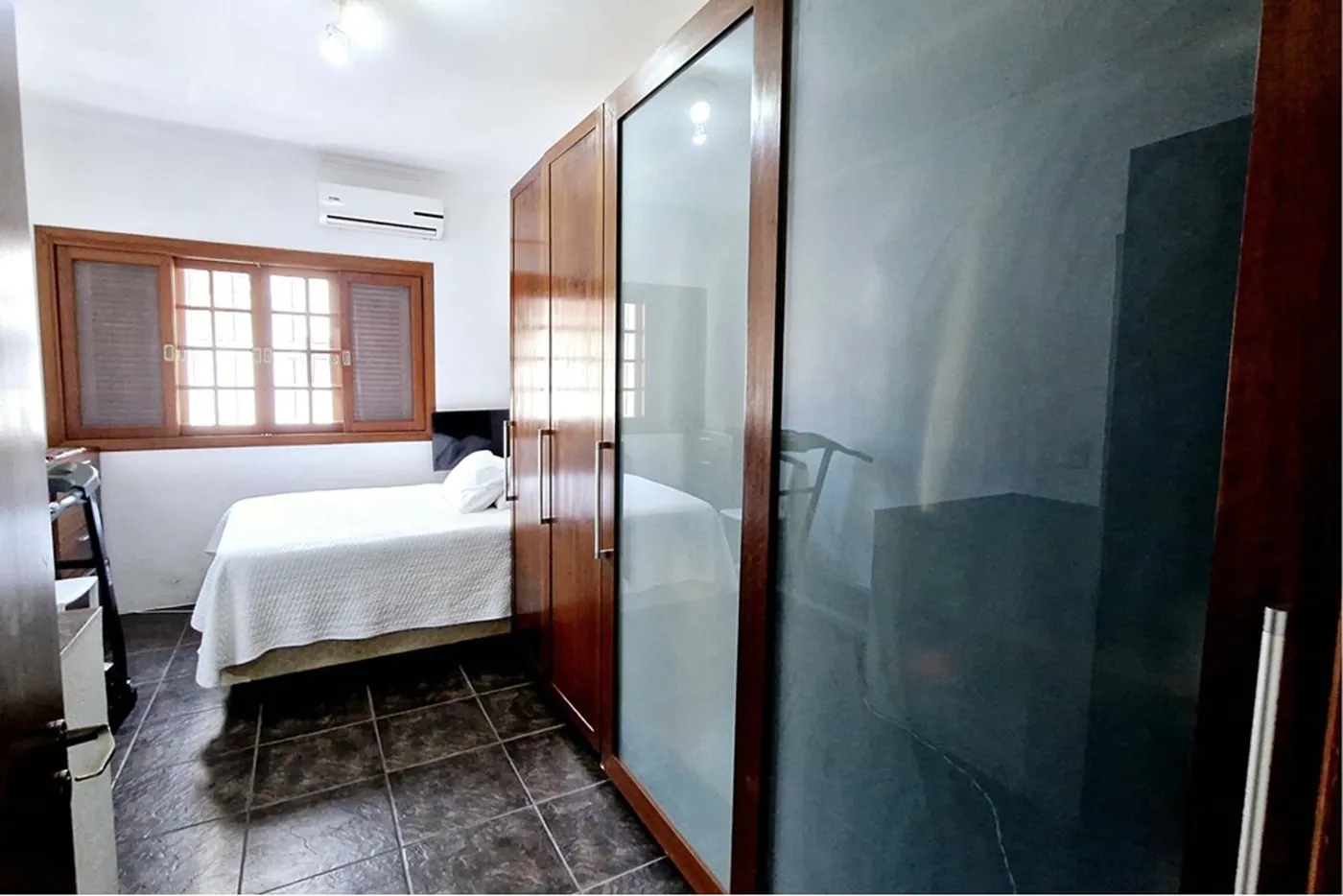 BMLG 200 Casa 601361052-93 - REMAX Trio Exclusividades