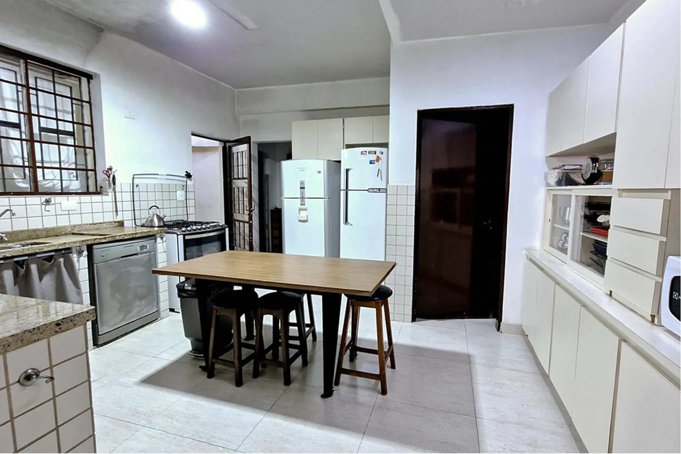 BMLG 200 Casa 601361052-93 - REMAX Trio Exclusividades
