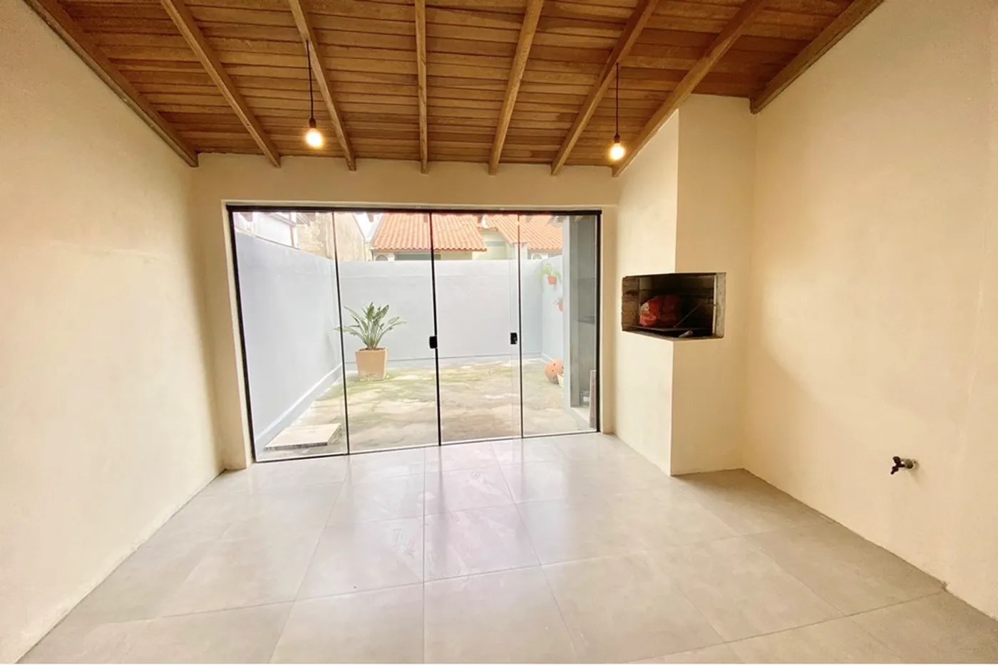 OMAAS 47 Casa 610241026-60 - REMAX 520 Exclusividades
