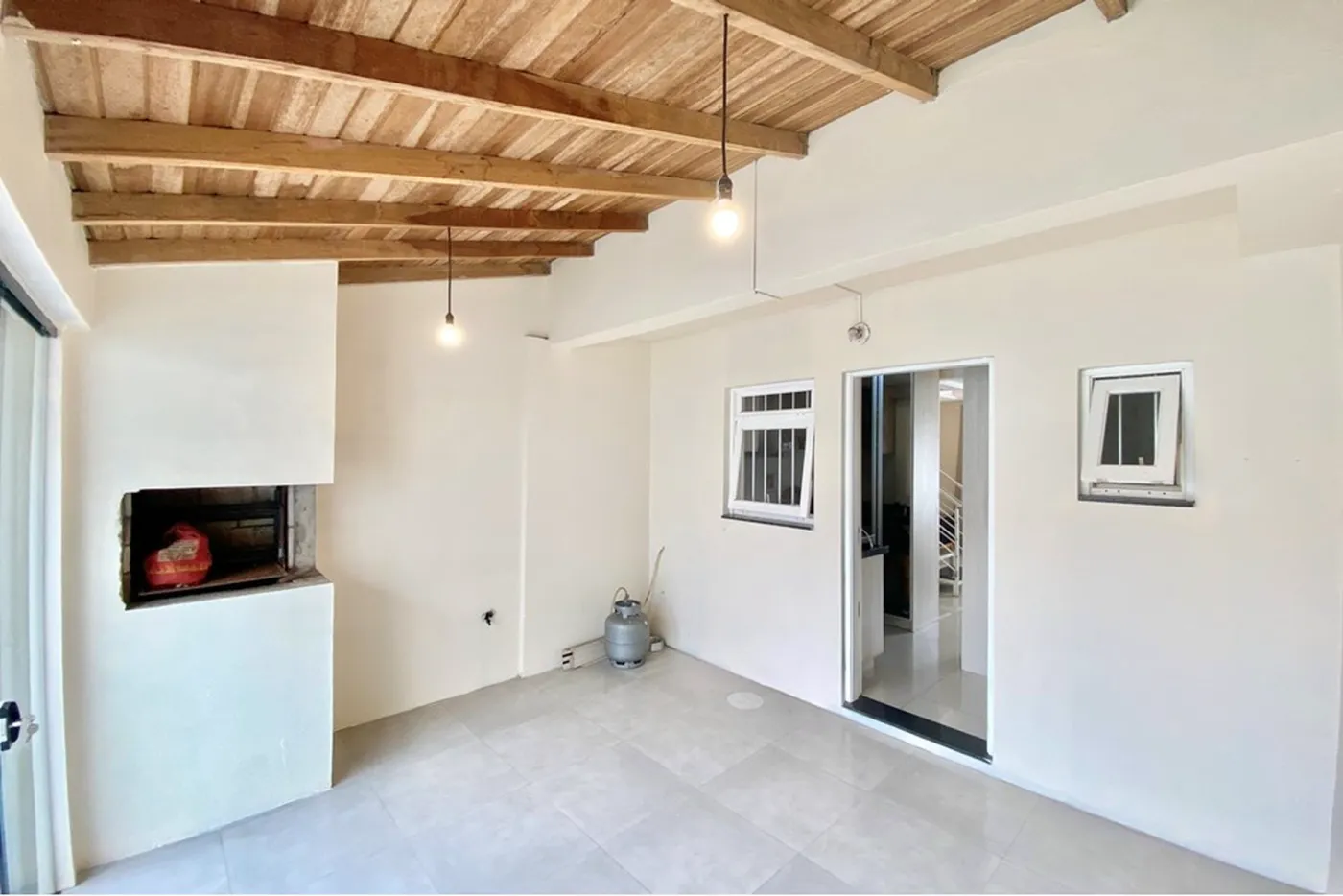 OMAAS 47 Casa 610241026-60 - REMAX 520 Exclusividades