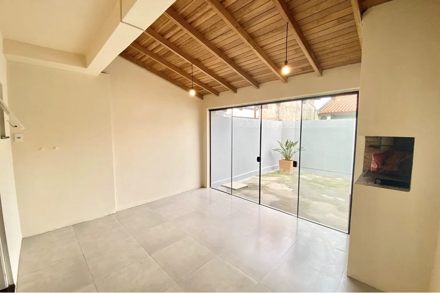 OMAAS 47 Casa 610241026-60 - REMAX 520 Exclusividades