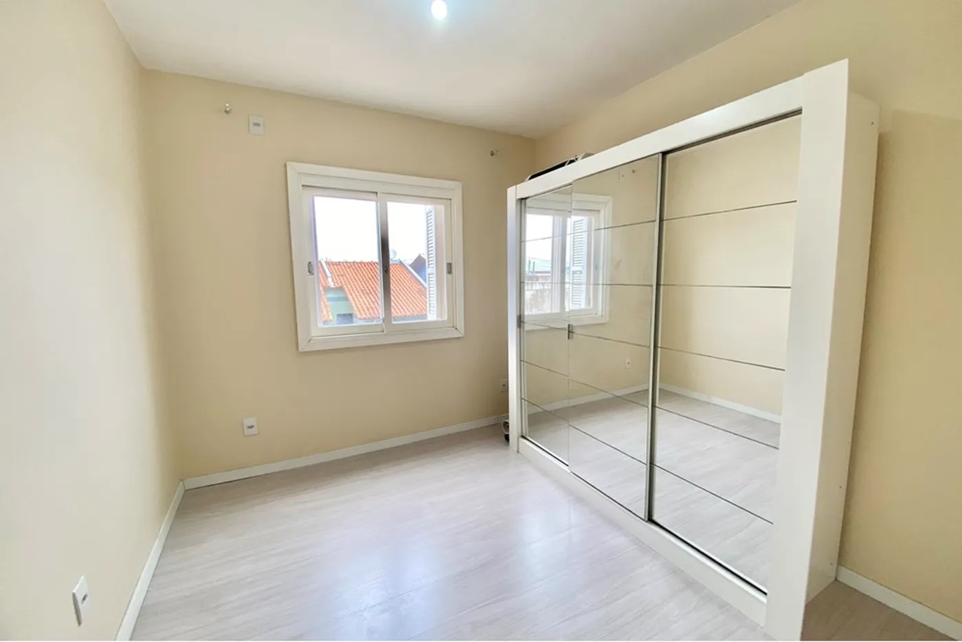 OMAAS 47 Casa 610241026-60 - REMAX 520 Exclusividades