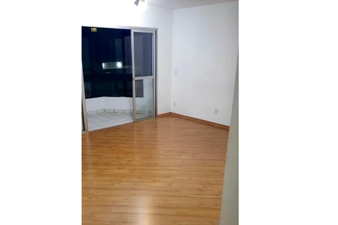 VISR 121 Apto 601371078-6 - REMAX Boutique Exclusividades