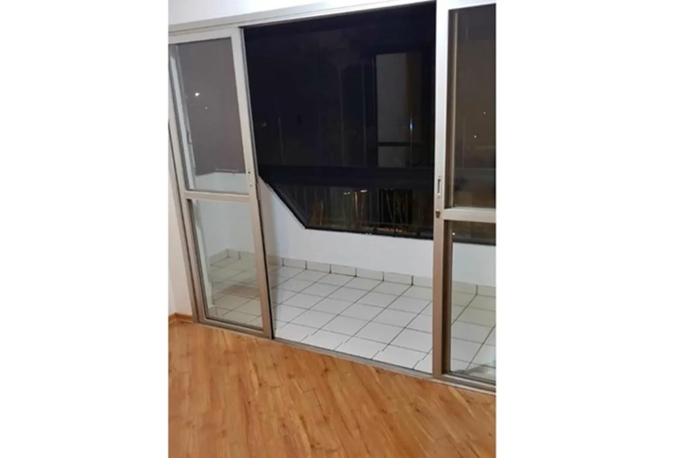 VISR 121 Apto 601371078-6 - REMAX Boutique Exclusividades