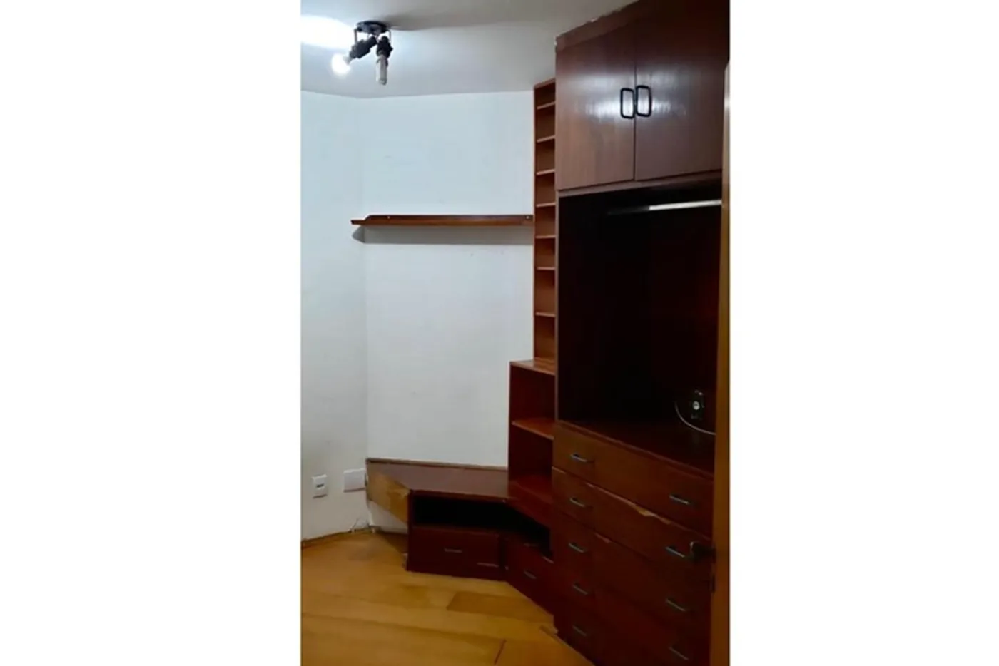 VISR 121 Apto 601371078-6 - REMAX Boutique Exclusividades