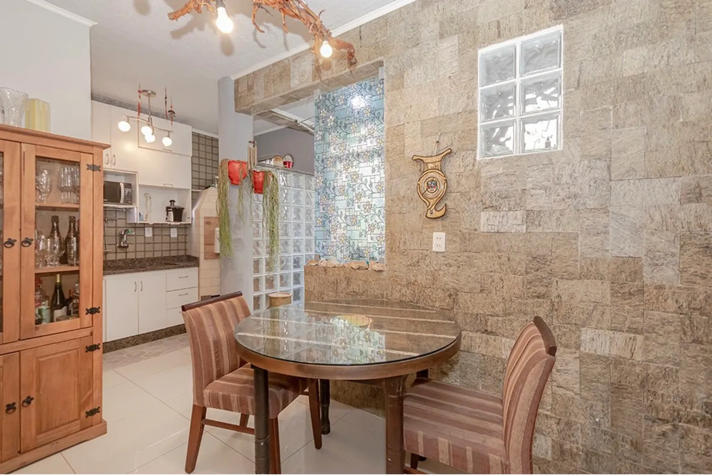 PDBPDB 739 Apto 610291021-178 - REMAX Capital Park Exclusividades