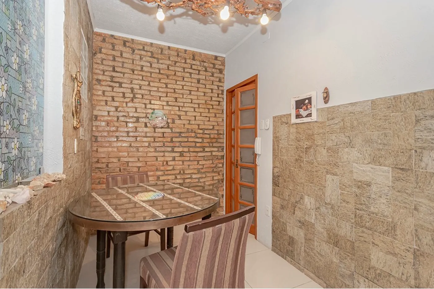 PDBPDB 739 Apto 610291021-178 - REMAX Capital Park Exclusividades