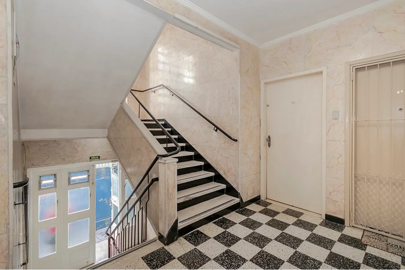 PDBPDB 739 Apto 610291021-178 - REMAX Capital Park Exclusividades
