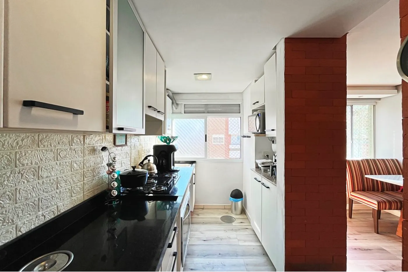 GM 288 Apto 610191035-120 - REMAX Casa Sul Exclusividades