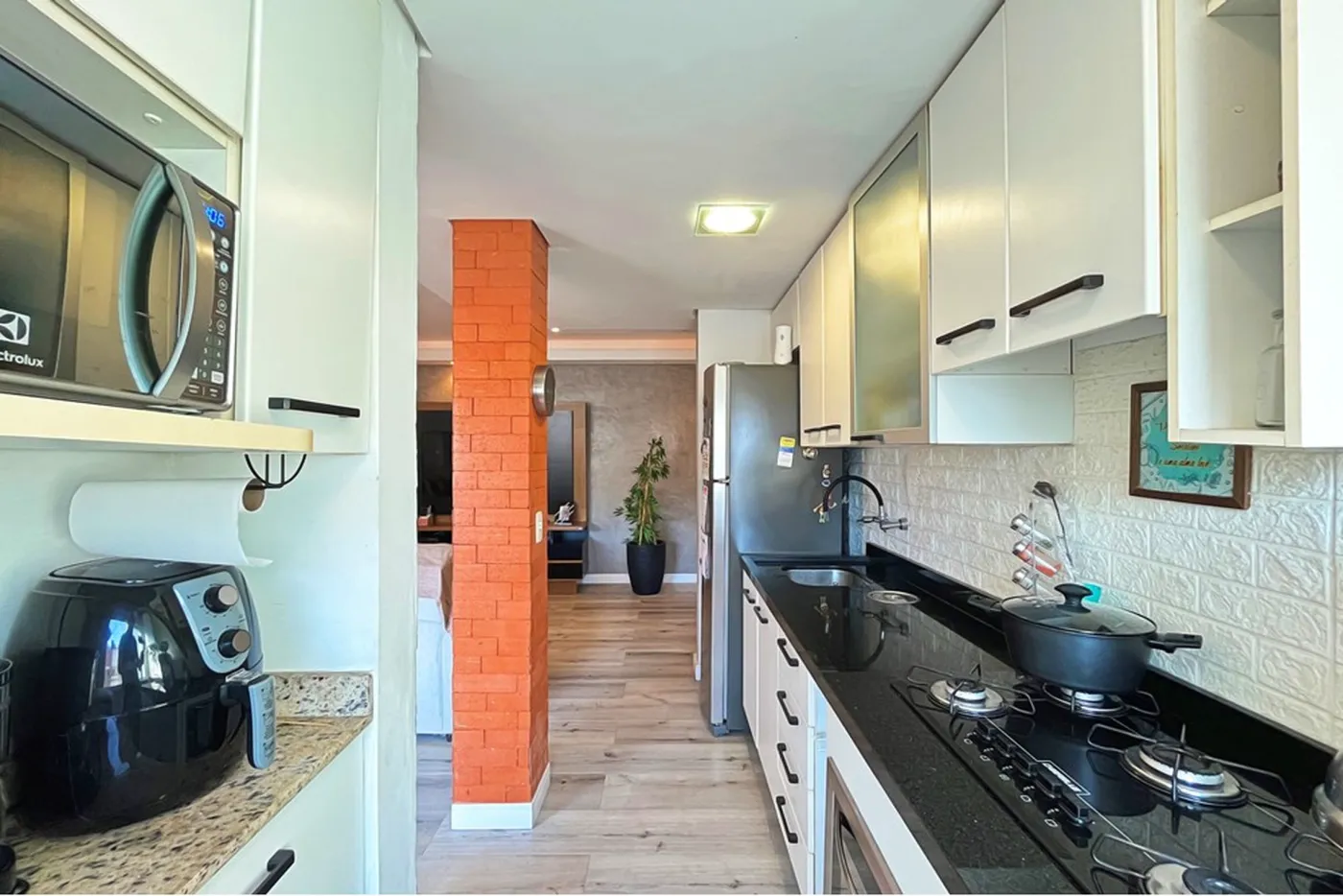 GM 288 Apto 610191035-120 - REMAX Casa Sul Exclusividades