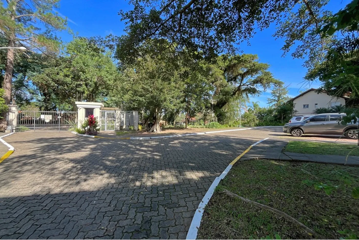 GM 288 Apto 610191035-120 - REMAX Casa Sul Exclusividades