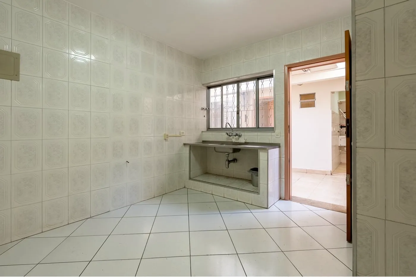 MDB 2643 Prédio 601971016-500 - REMAX Empire Exclusividades