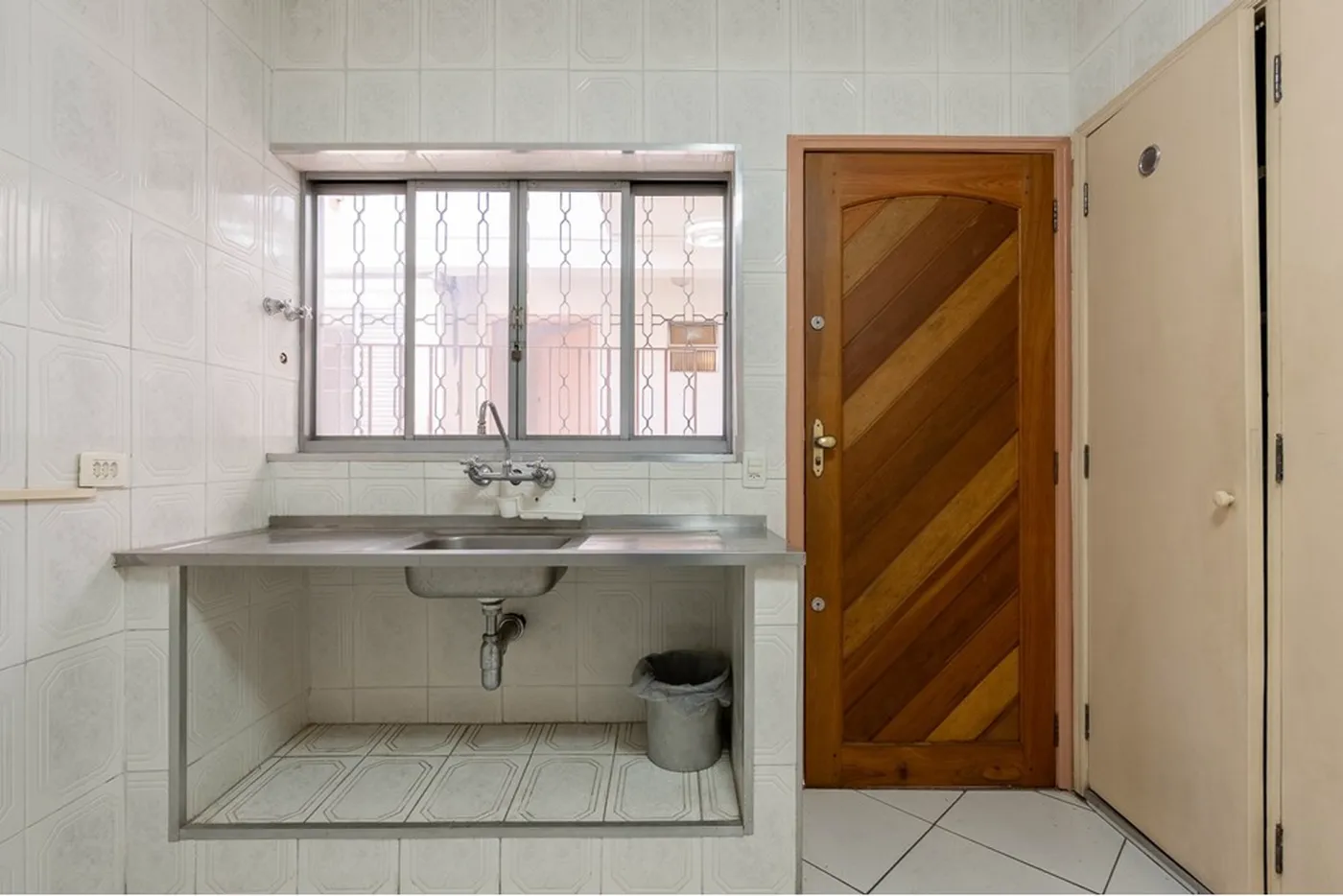 MDB 2643 Prédio 601971016-500 - REMAX Empire Exclusividades