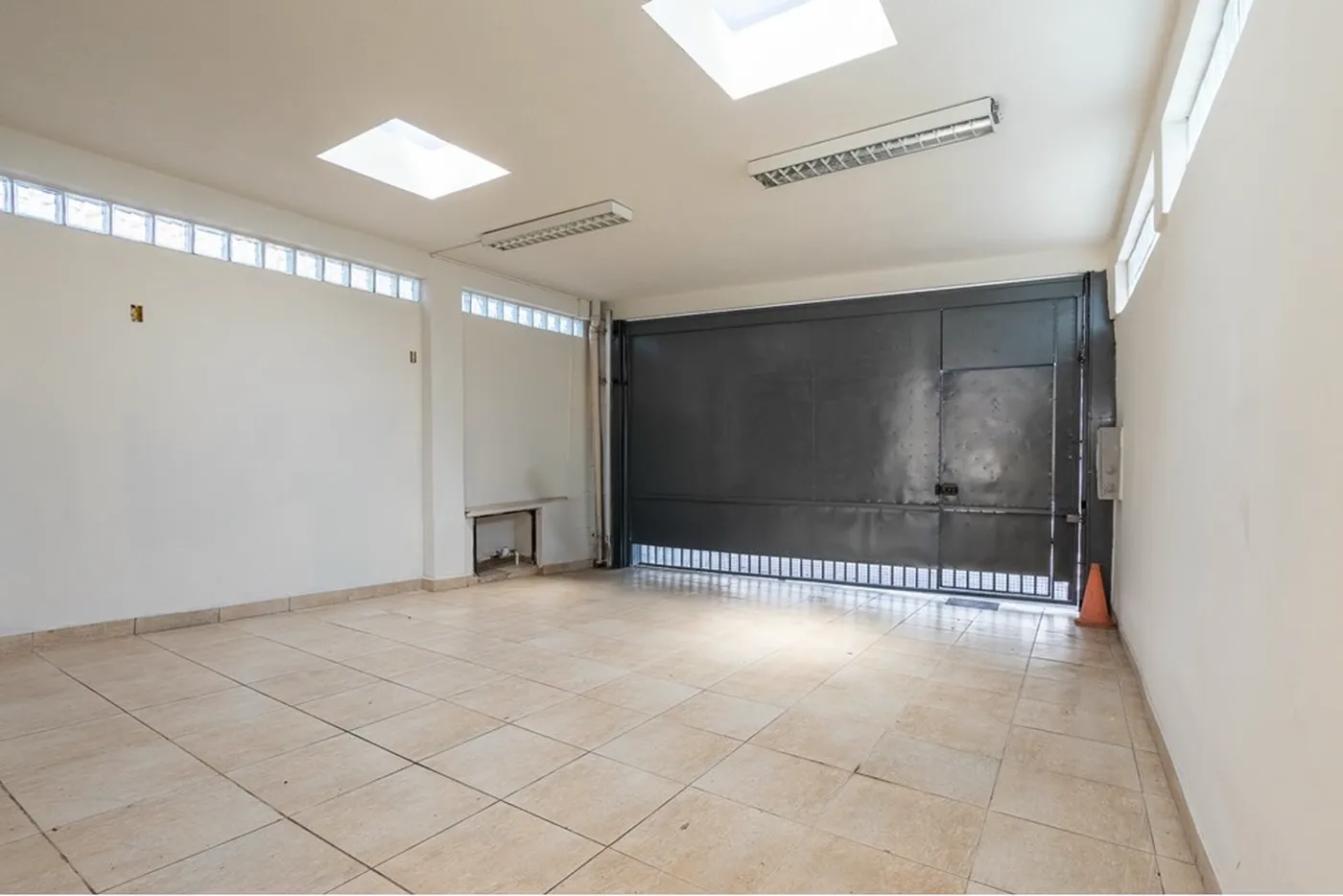 MDB 2643 Prédio 601971016-500 - REMAX Empire Exclusividades