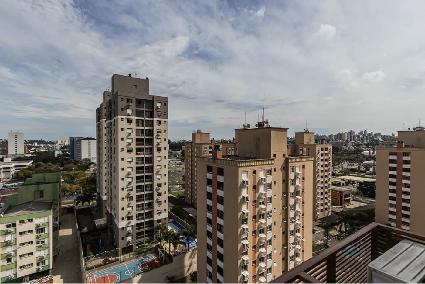 PC 114 Apto 612511042-32 - REMAX Moderna Exclusividades