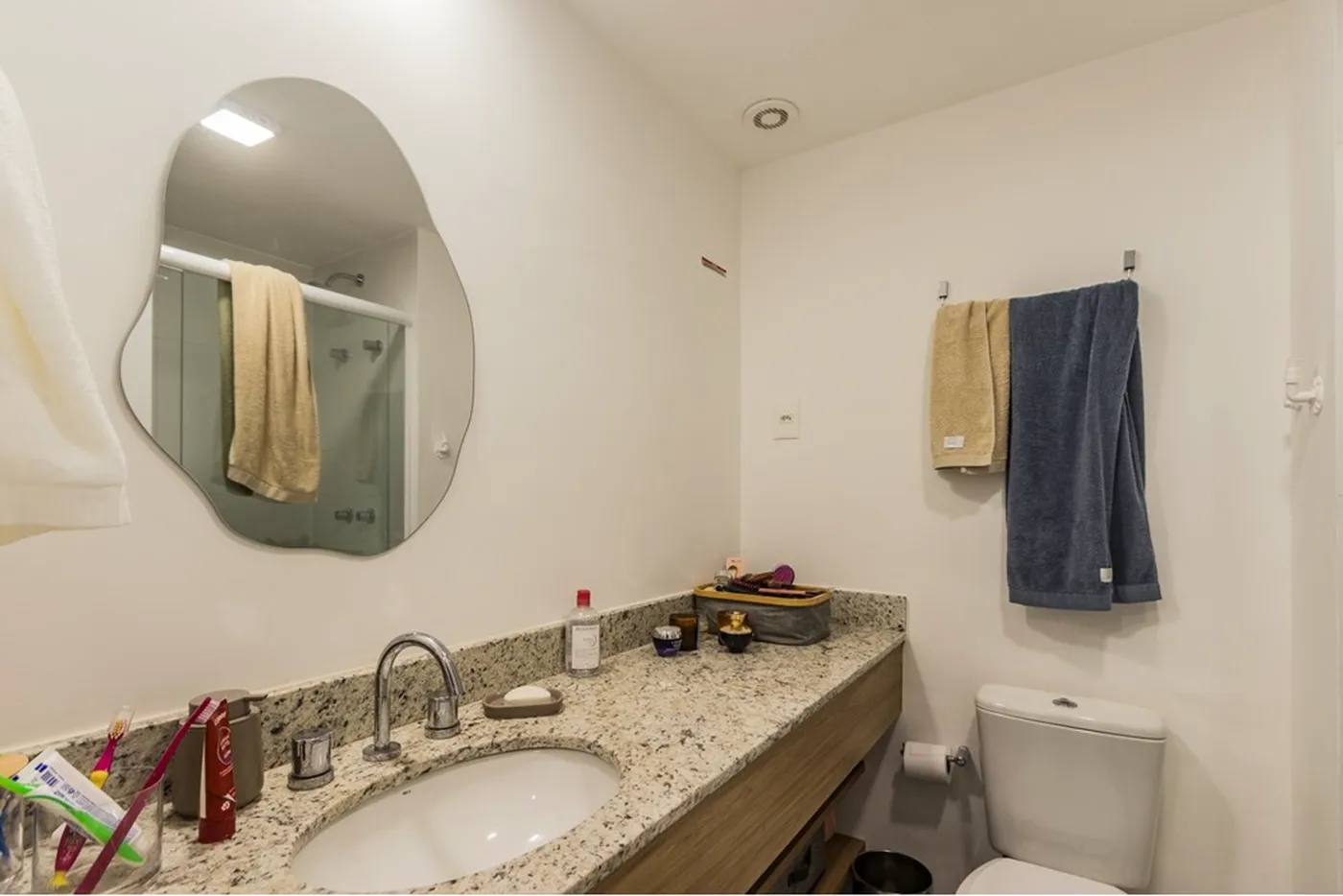 PC 114 Apto 612511042-32 - REMAX Moderna Exclusividades