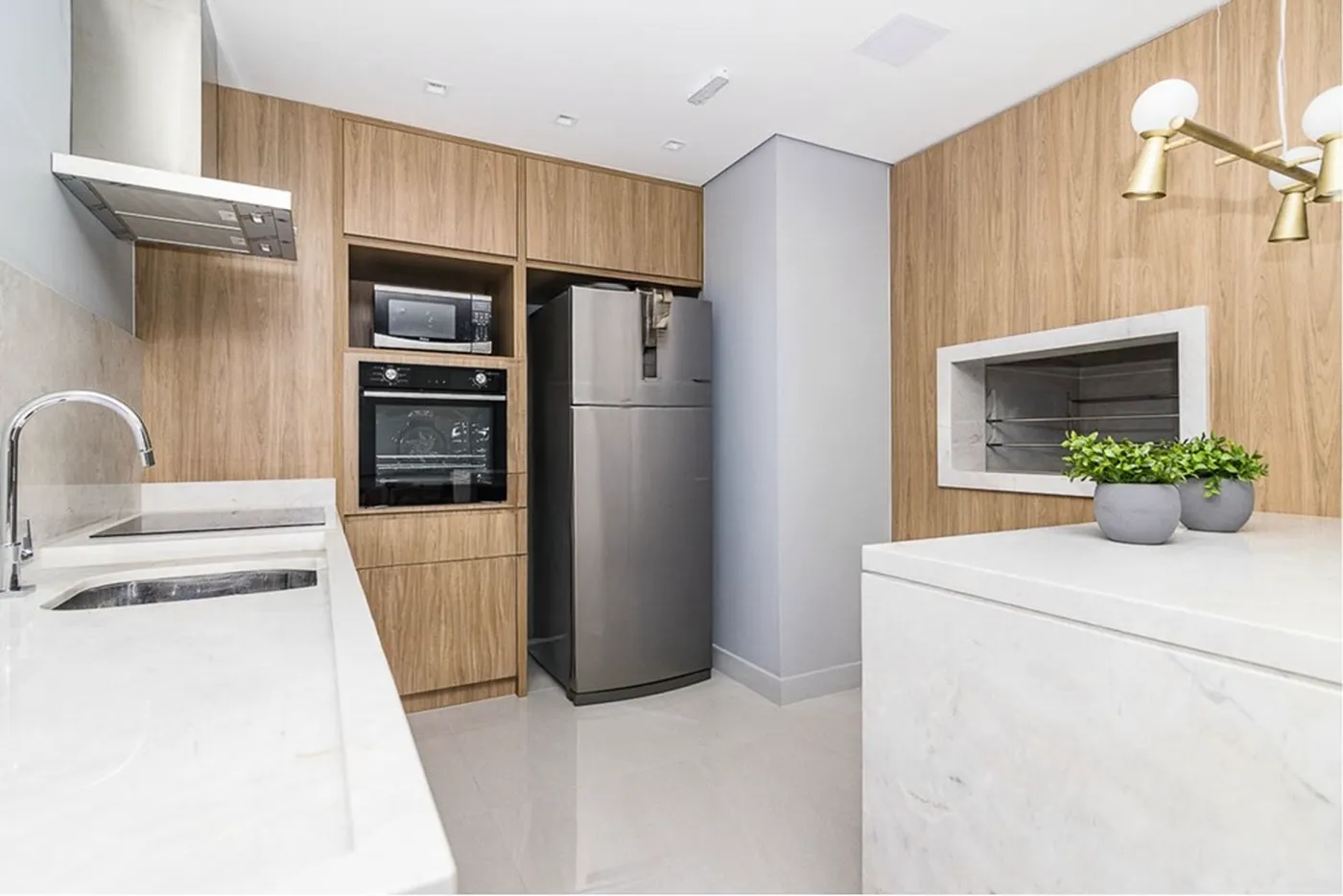 PC 114 Apto 612511042-32 - REMAX Moderna Exclusividades
