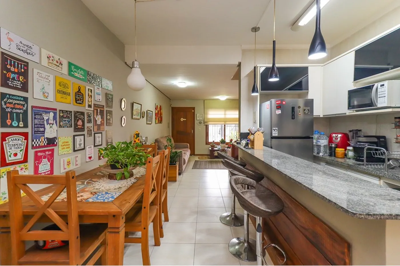 VNGGP 237 Casa 610101028-2 - REMAX Tri Exclusividades