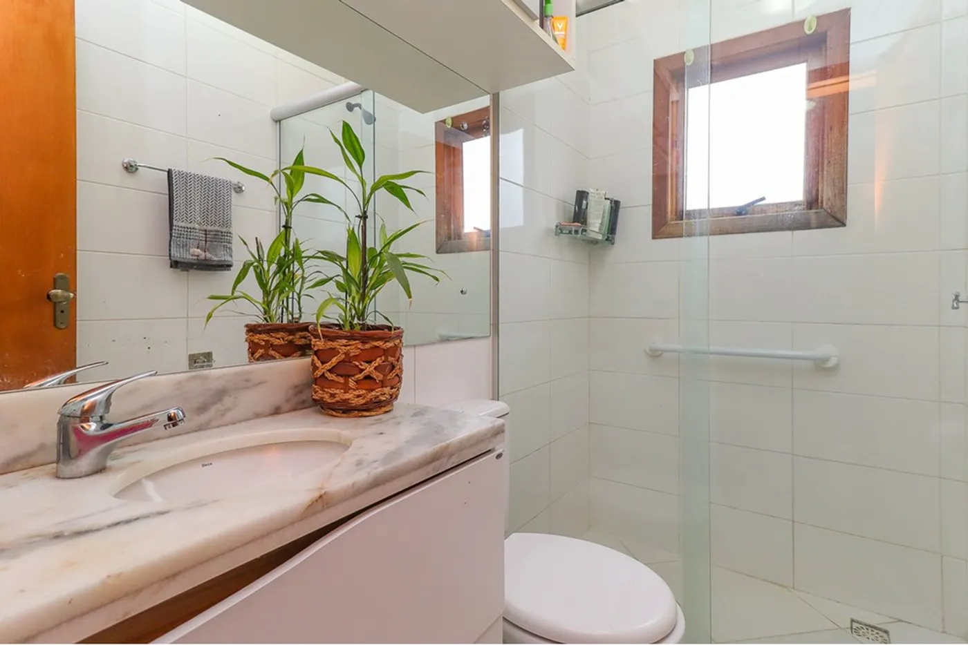 VNGGP 237 Casa 610101028-2 - REMAX Tri Exclusividades