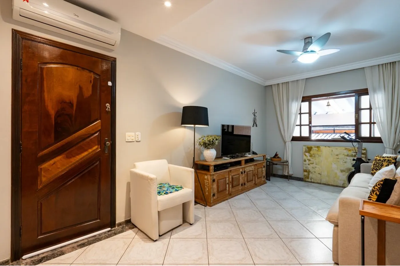 JSC(GCLZ 446 Casa 601131038-8 - REMAX Ares Exclusividades