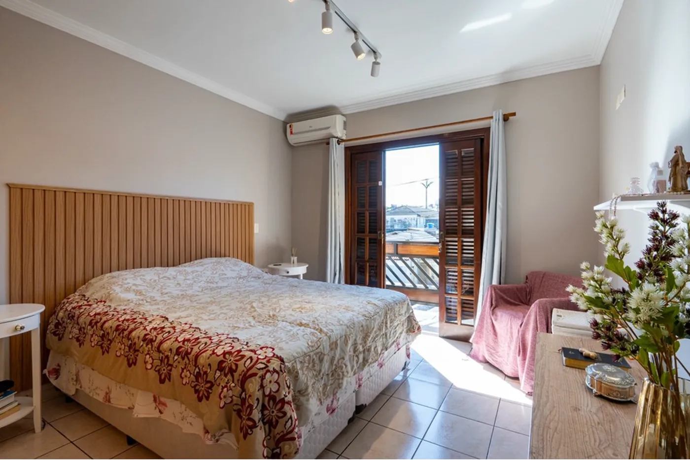 JSC(GCLZ 446 Casa 601131038-8 - REMAX Ares Exclusividades