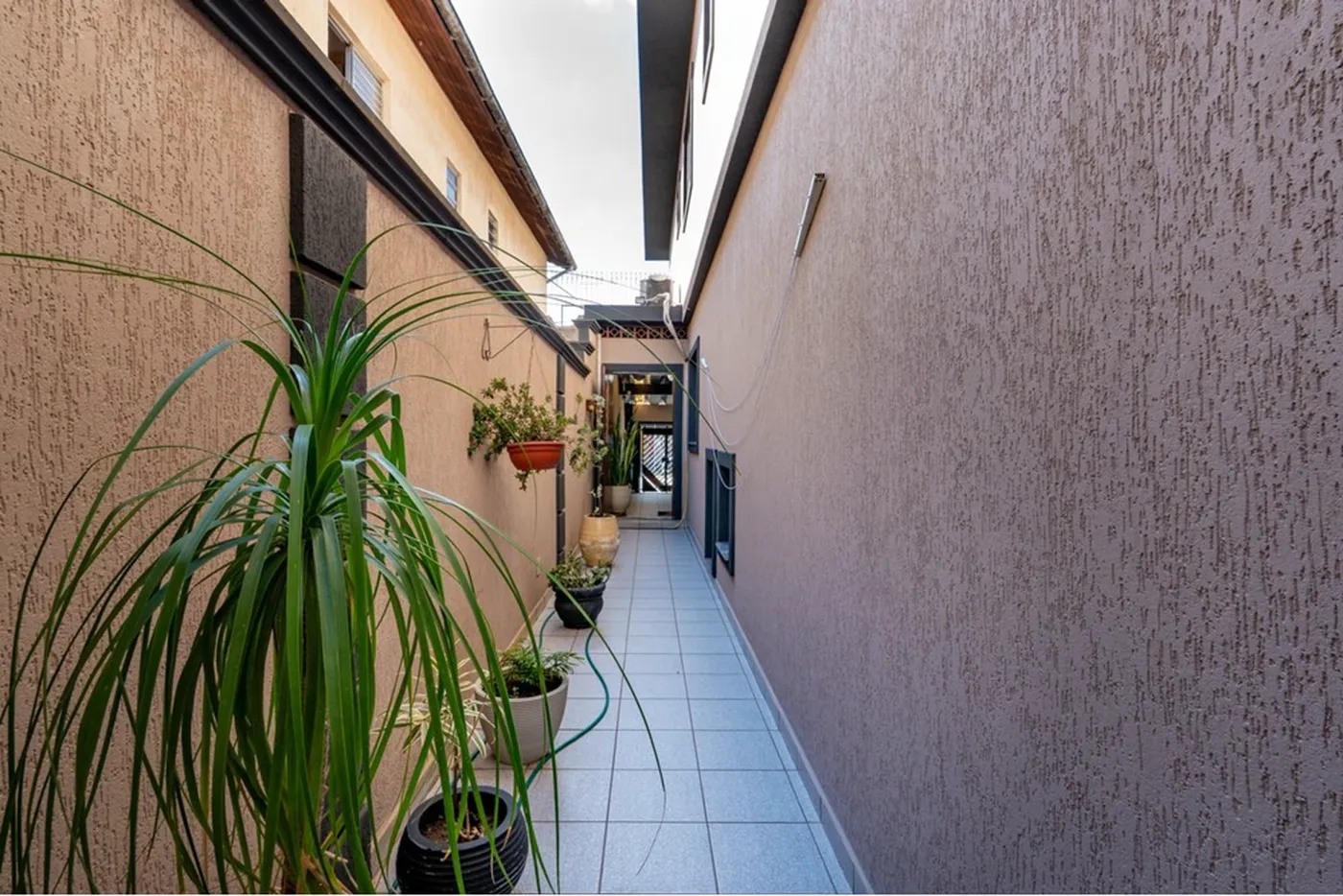 JSC(GCLZ 446 Casa 601131038-8 - REMAX Ares Exclusividades