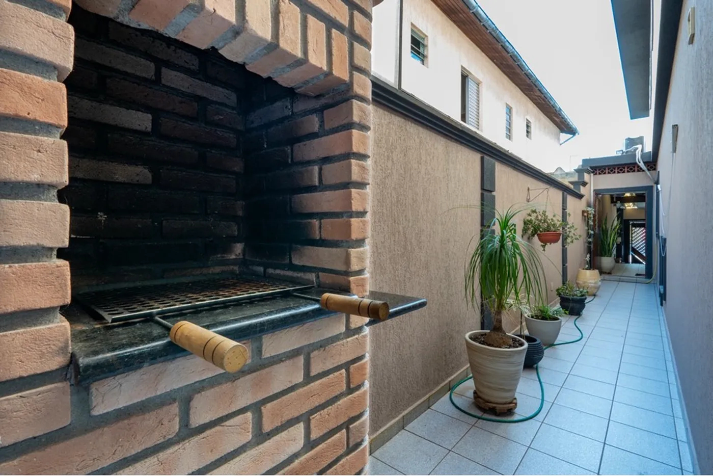 JSC(GCLZ 446 Casa 601131038-8 - REMAX Ares Exclusividades