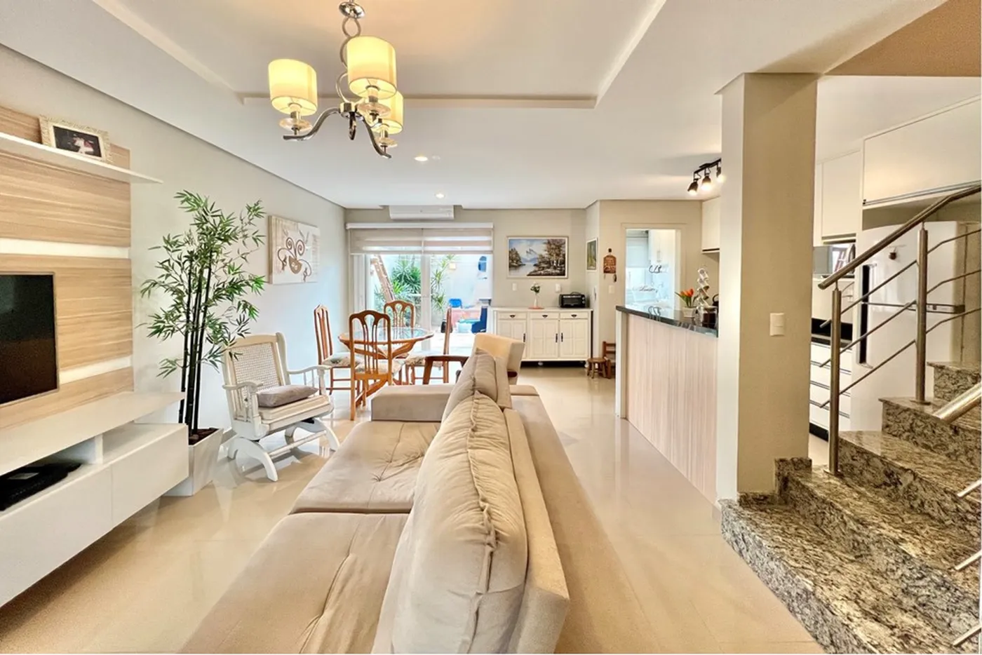 MSUGF 89 Casa 610241034-16 - REMAX 520 Exclusividades