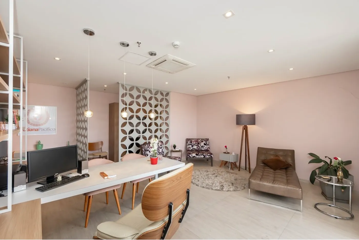 VCSM 151 Sala 602031008-70 - REMAX Classique Exclusividades