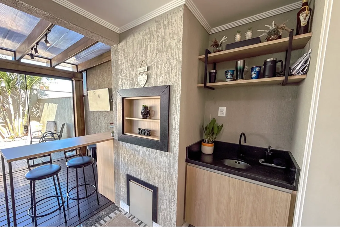 HR 2050 612651055-1 - REMAX Pillares Exclusividades