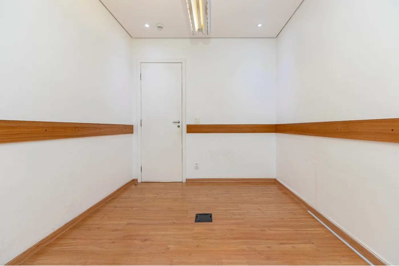 BVP 1765 Sala 601241038-66 - REMAX Ville Exclusividades