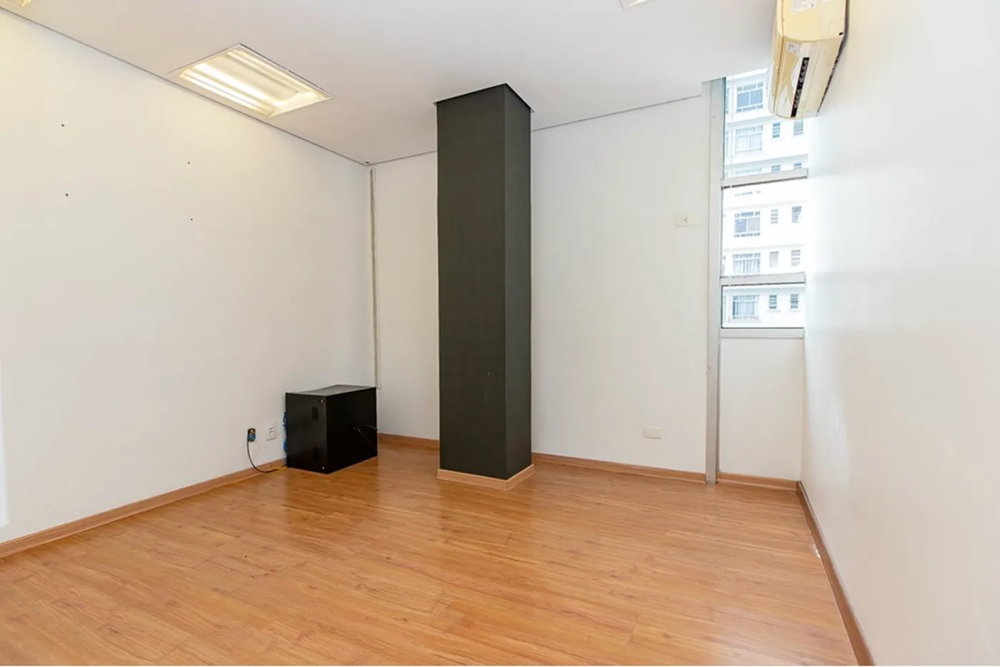 BVP 1765 Sala 601241038-66 - REMAX Ville Exclusividades