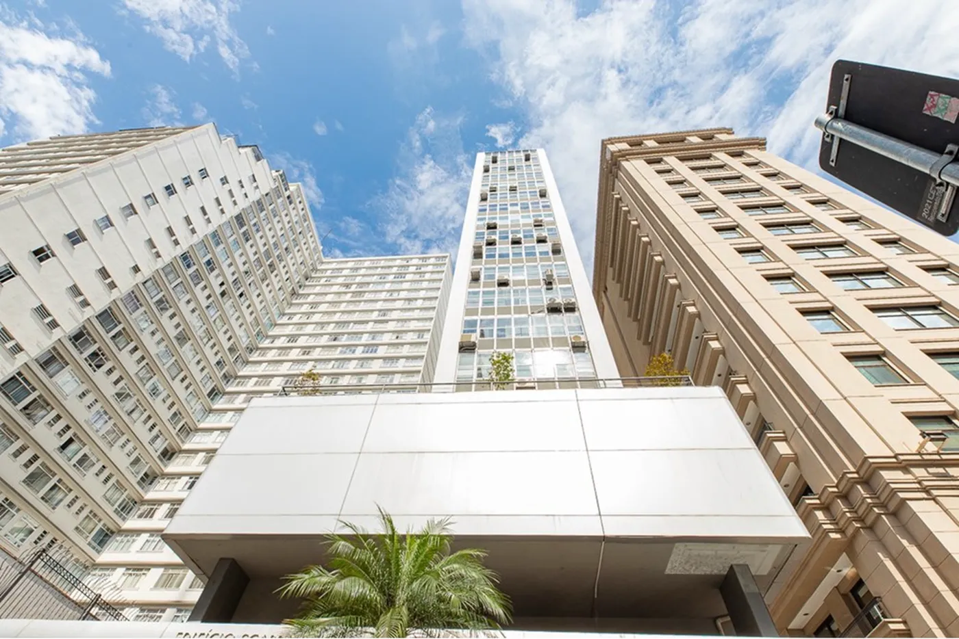 BVP 1765 Sala 601241038-66 - REMAX Ville Exclusividades