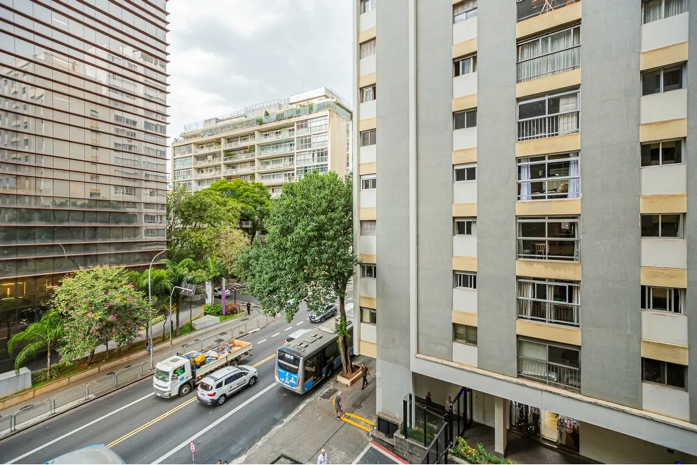 BVBLA 1910 Apto 601371045-9 - REMAX Boutique Exclusividades