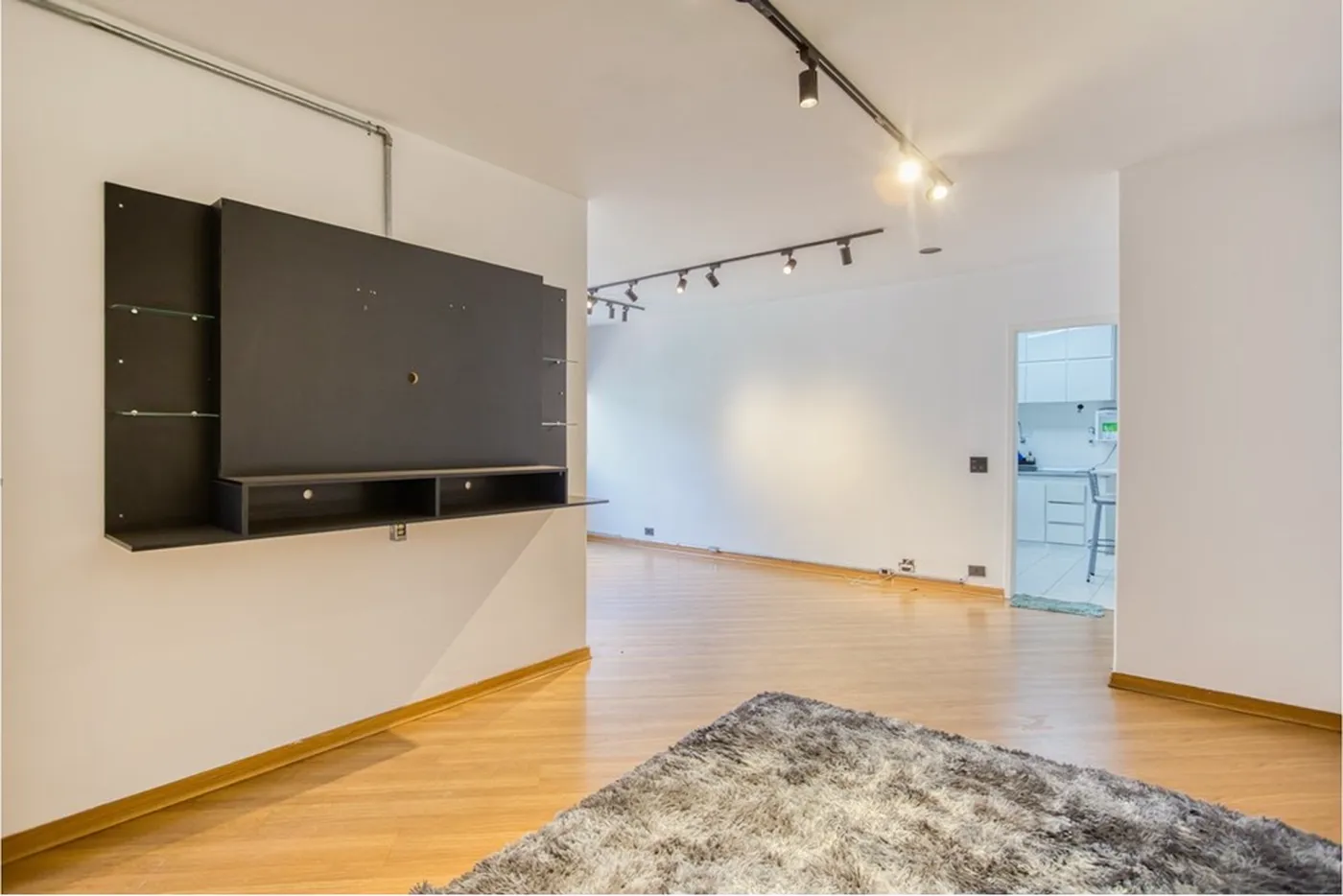 HB 226 Apto 601081042-70 - REMAX Lepex Exclusividades