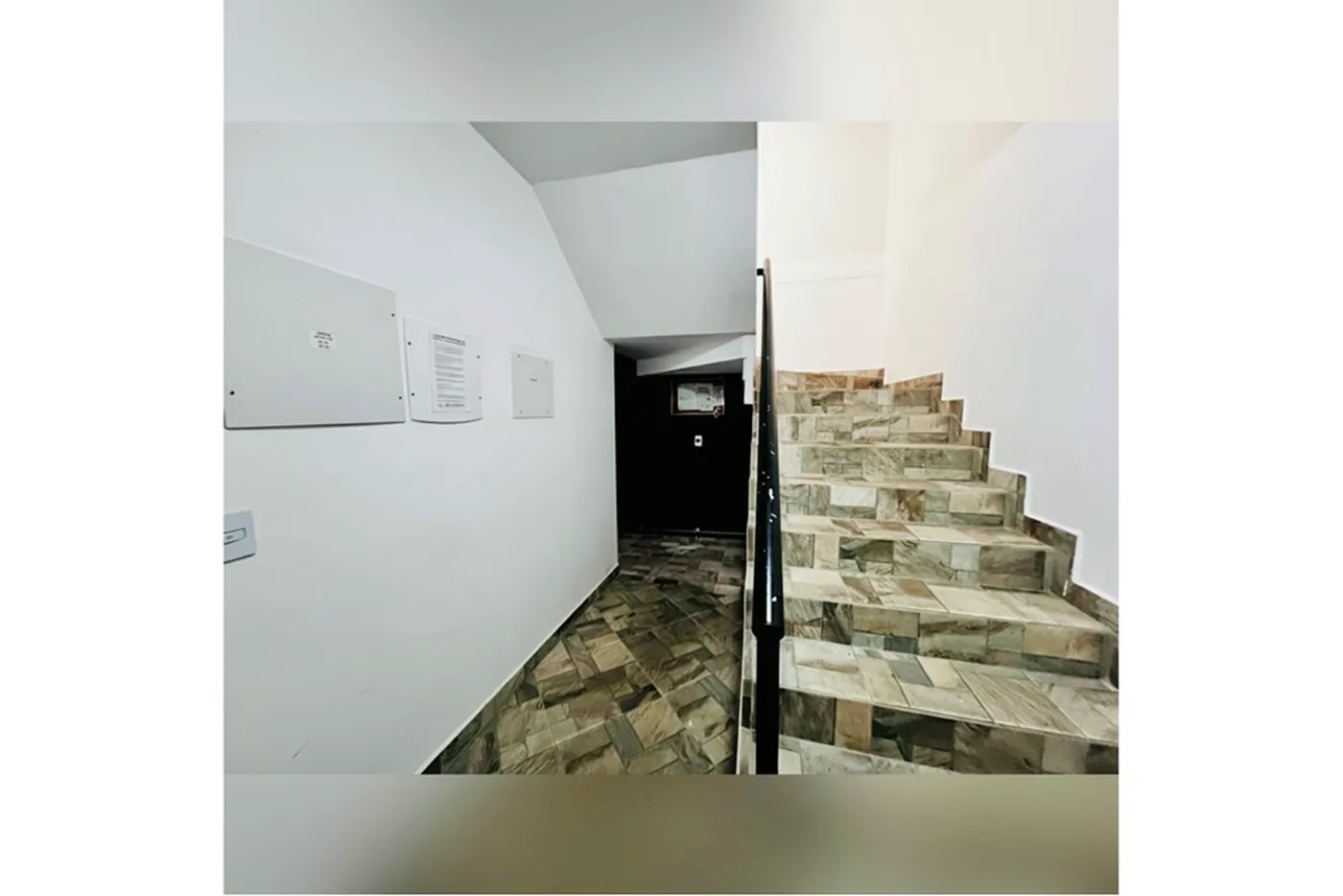 JLJQDS 186 Apto 601261080-24 - REMAX Terra Exclusividades