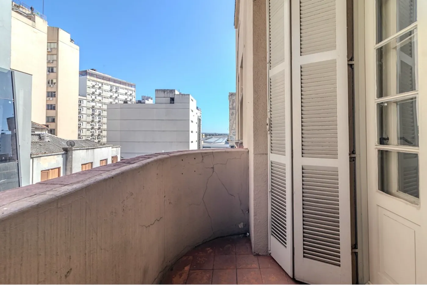 CHAB 308 Apto 610101007-38 - REMAX Tri Exclusividades