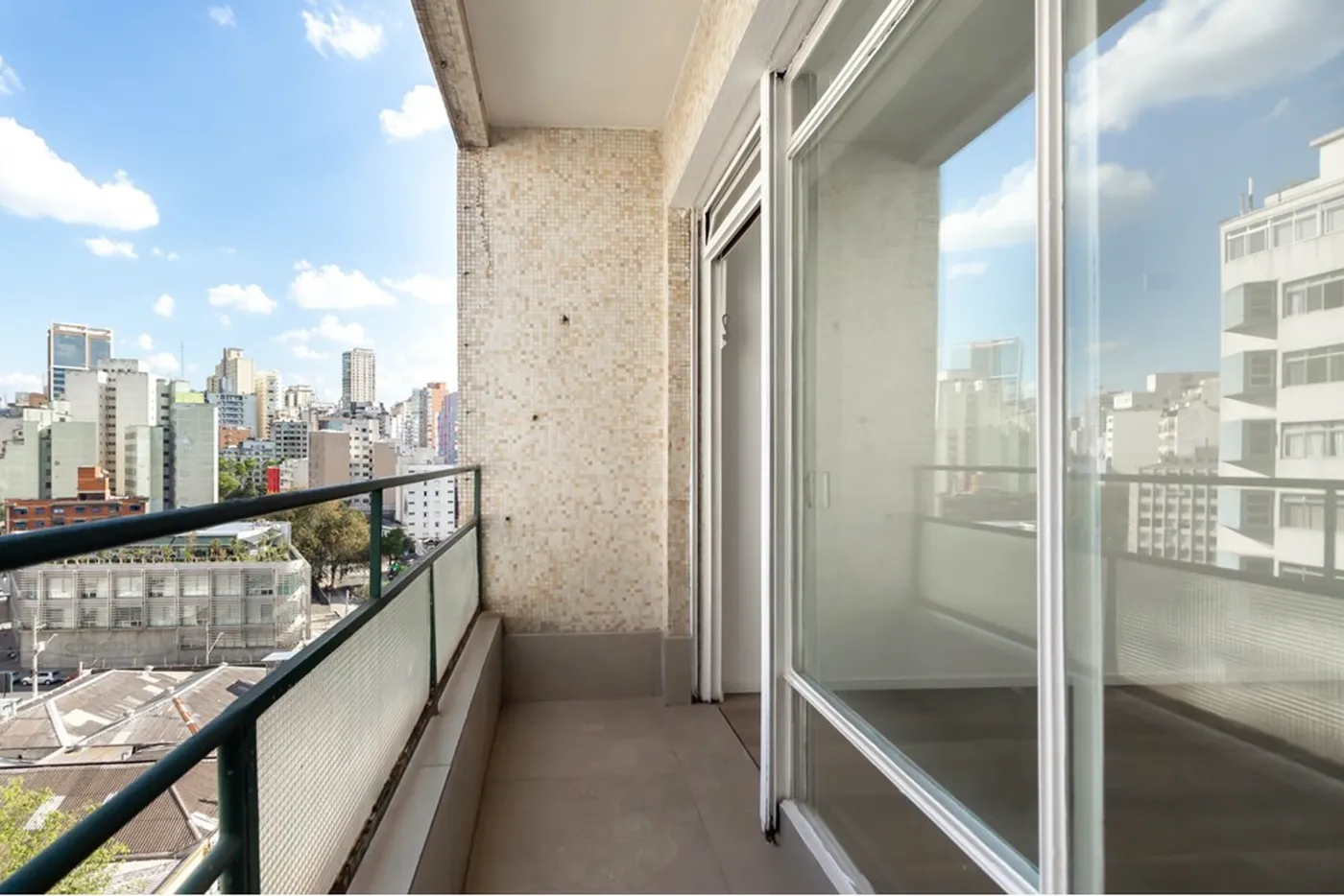 CEEP 810 Apto 601721052-8 - REMAX Front Exclusividades