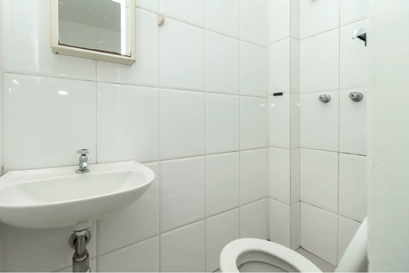 CEEP 810 Apto 601721052-8 - REMAX Front Exclusividades
