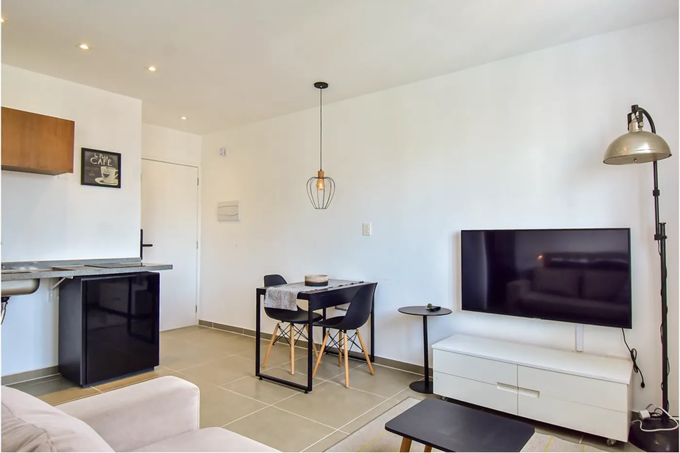 VMDNDSQ 673 Apto 601401005-49 - REMAX Paradisus Exclusividades