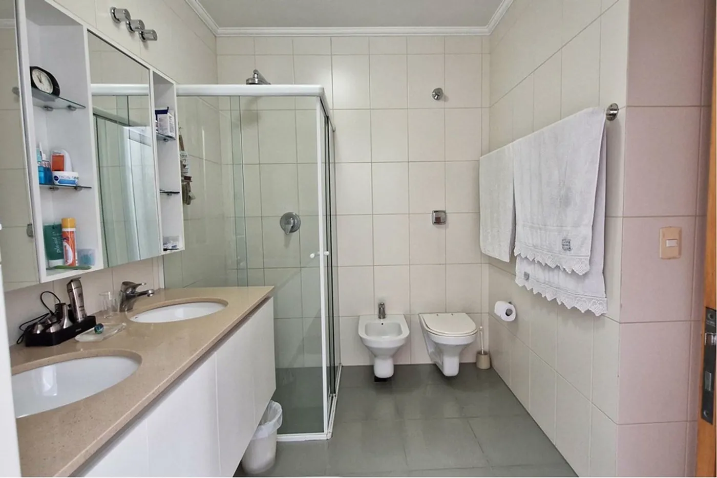 BL 1135 601361003-198 - REMAX Trio Exclusividades