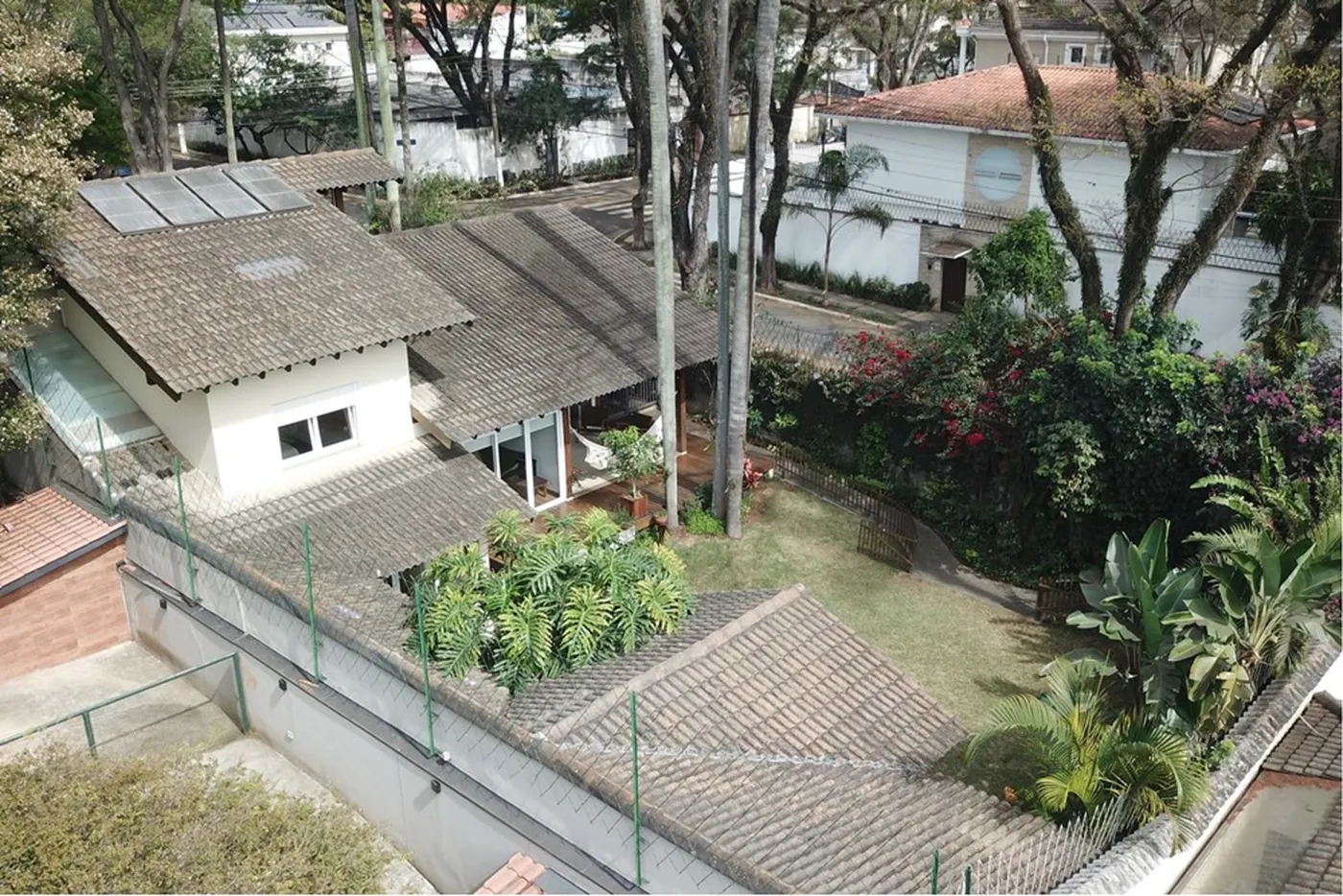 BL 1135 601361003-198 - REMAX Trio Exclusividades